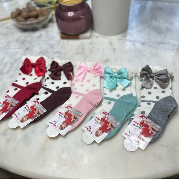 Other - NWT - Beautiful Little Girls Socks Pack of 5